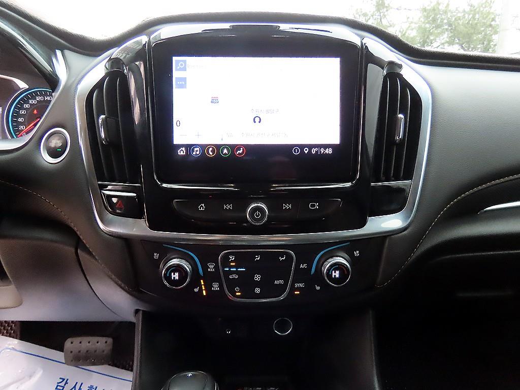 Chevrolet Travers - Vista 12