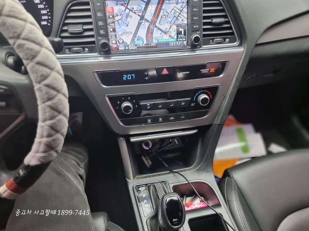 HYUNDAI Sonata - Vista 3