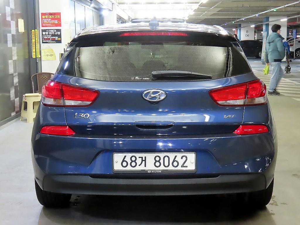 HYUNDAI i30 - Vista 5