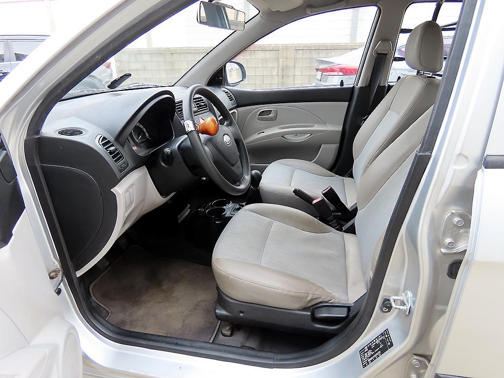 KIA Morning - Vista 5