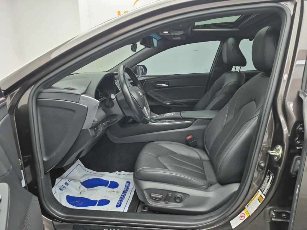 Toyota Avalon - Vista 11