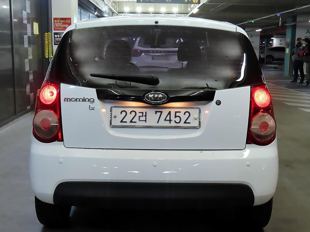 KIA Morning - Vista 5