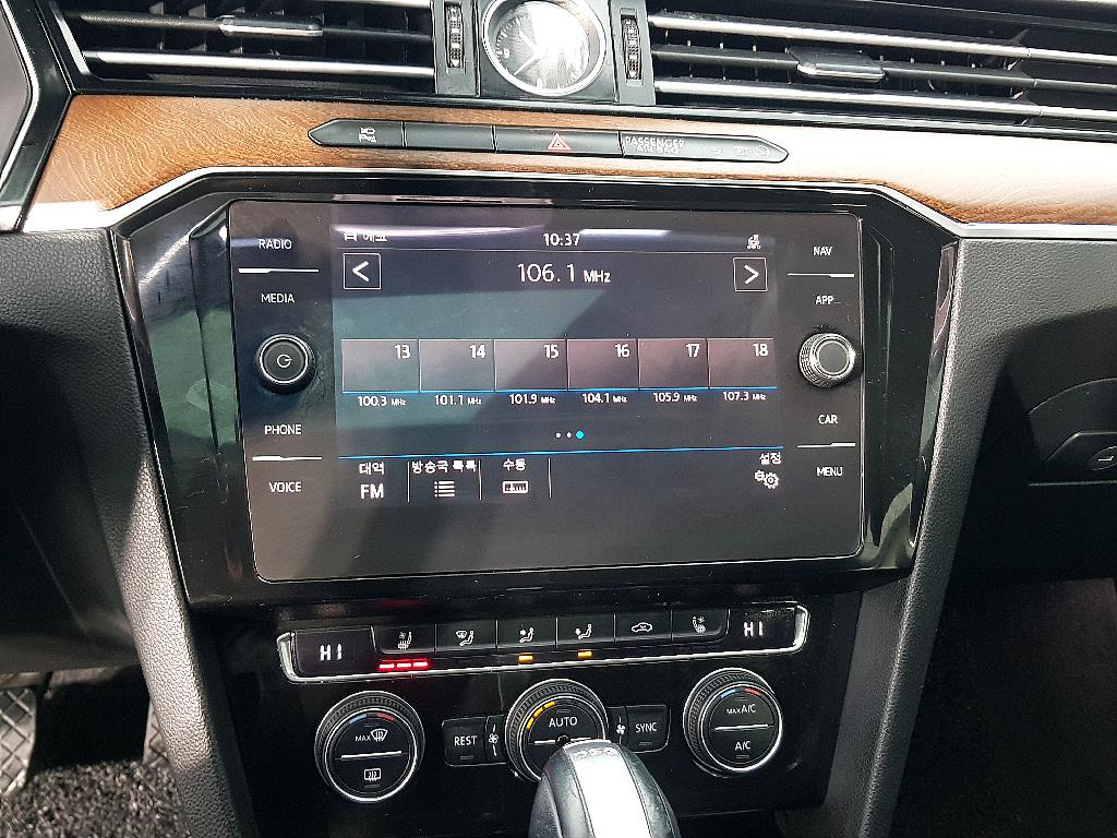 Volkswagen Passat - Vista 12