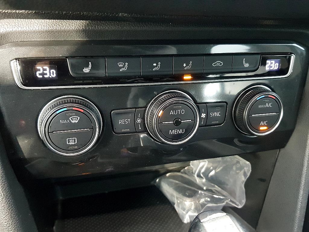 Volkswagen Tiguan - Vista 11