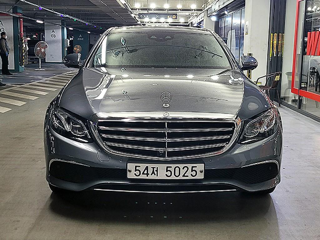 Mercedes Benz E class - Vista 2