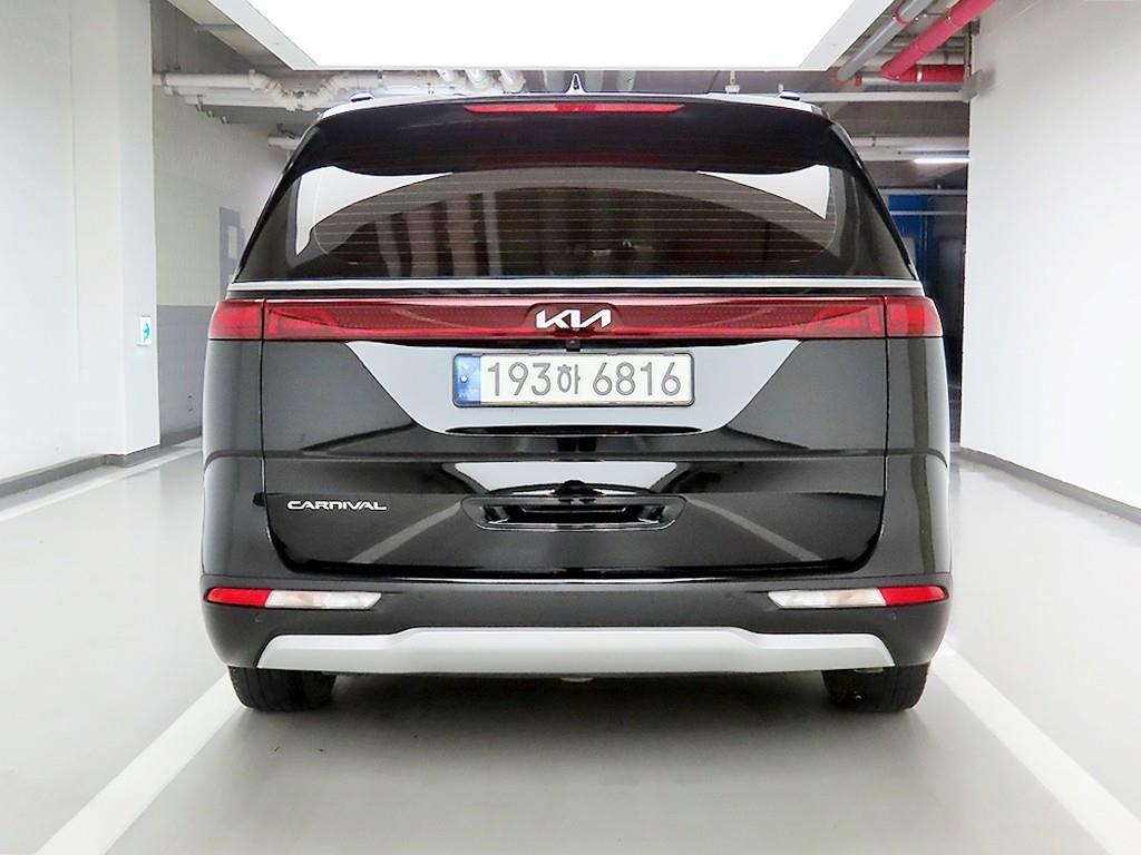KIA Carnival - Vista 3