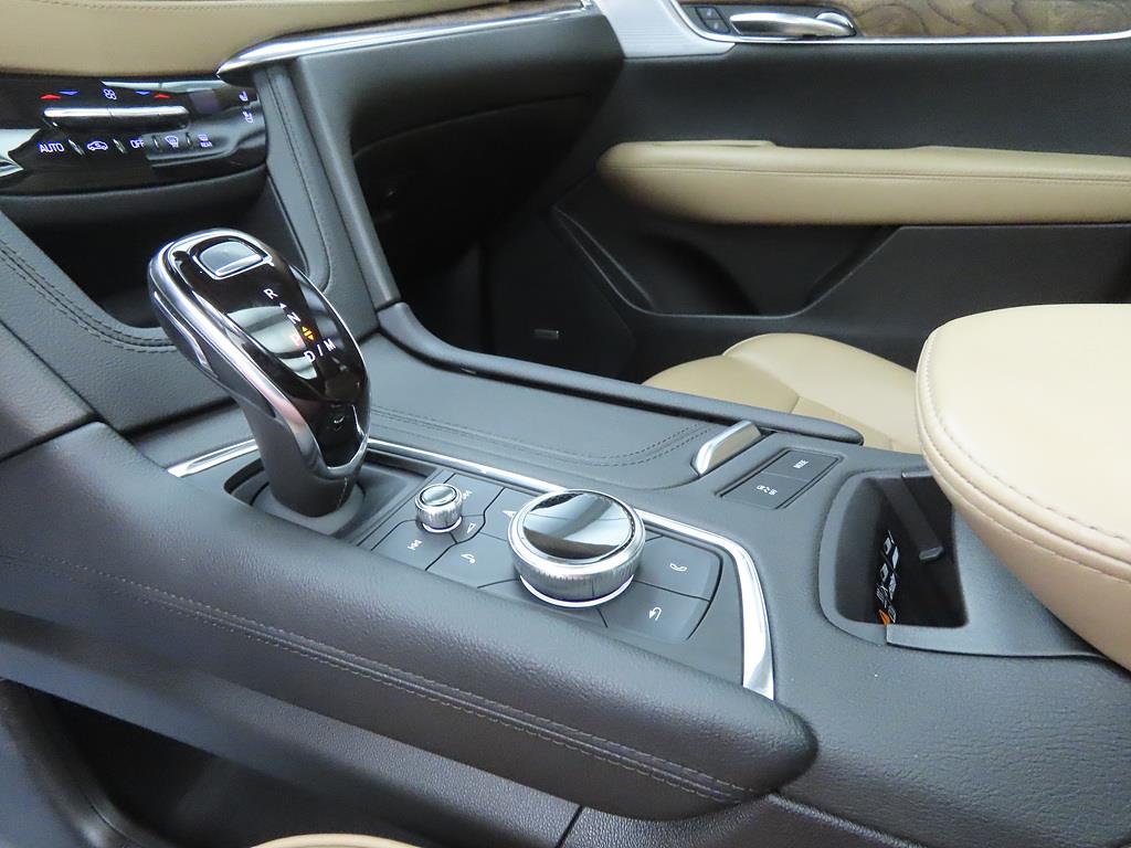 Cadillac XT5 - Vista 11