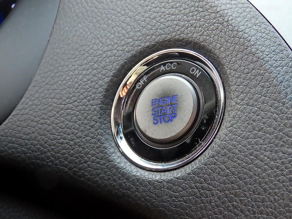 HYUNDAI Grandeur 2011 Blanco - Importación desde Corea - HF Imports Iquique - Foto 15