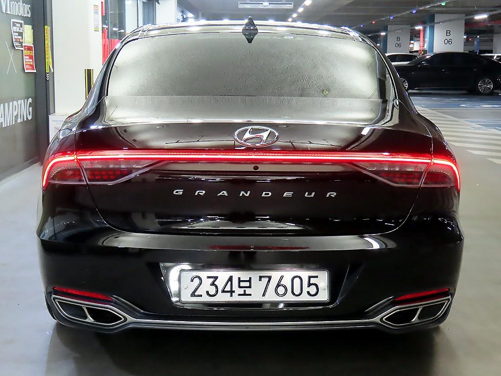 HYUNDAI Grandeur - Vista 5