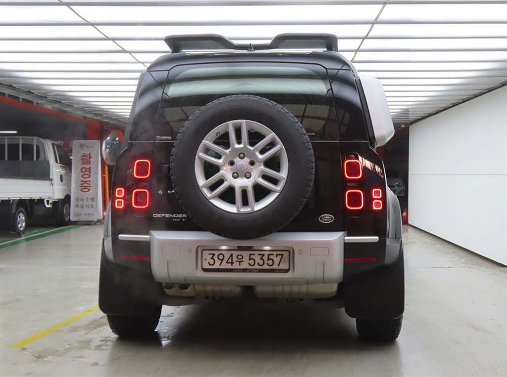 Land Rover Defender - Vista 3