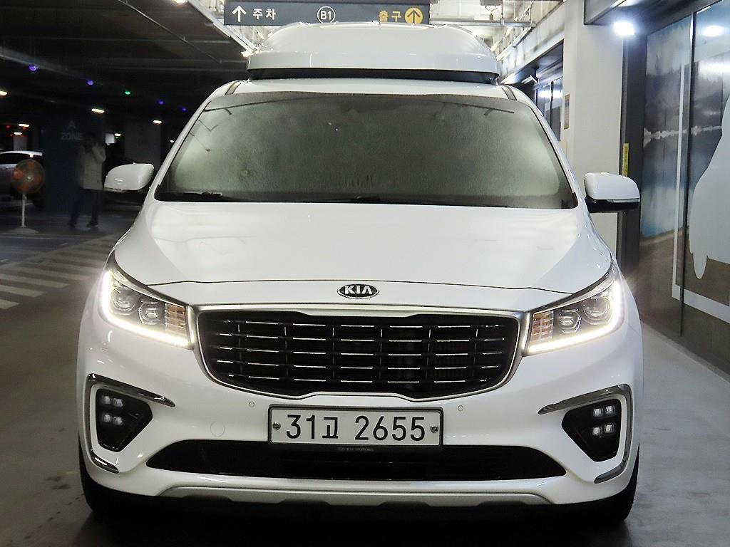 KIA Carnival - Vista 2