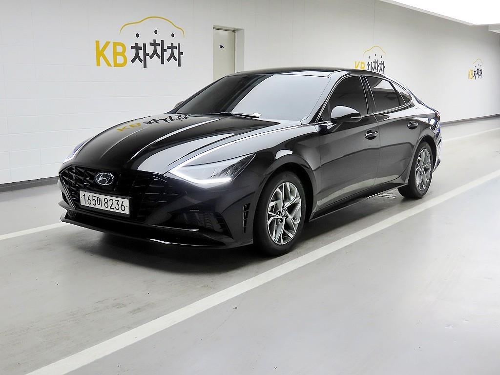 HYUNDAI Sonata - Vista 2