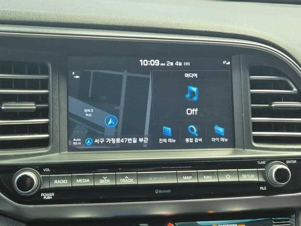 HYUNDAI Avante 2020 Negro - Importación desde Corea - HF Imports Iquique - Foto 13