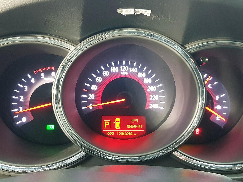 KIA Sorento - Vista 7