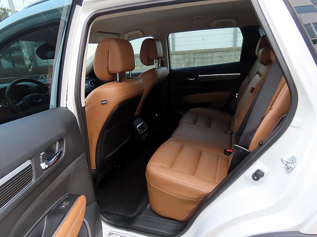 SAMSUNG QM6 - Vista 6