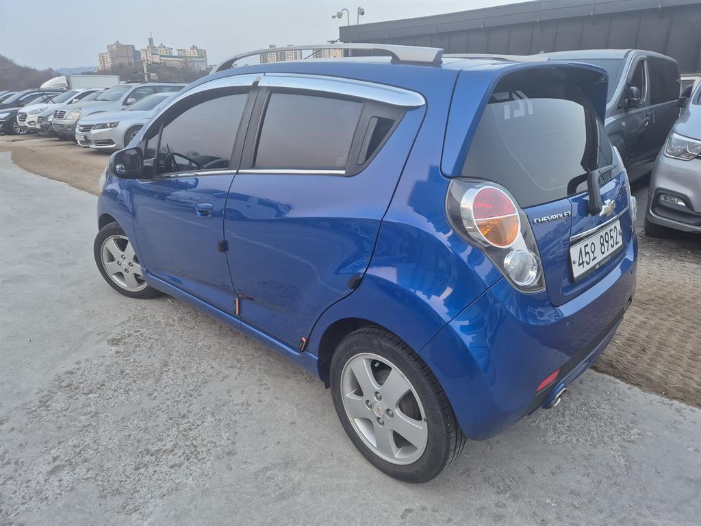 Chevrolet Spark - Vista 4