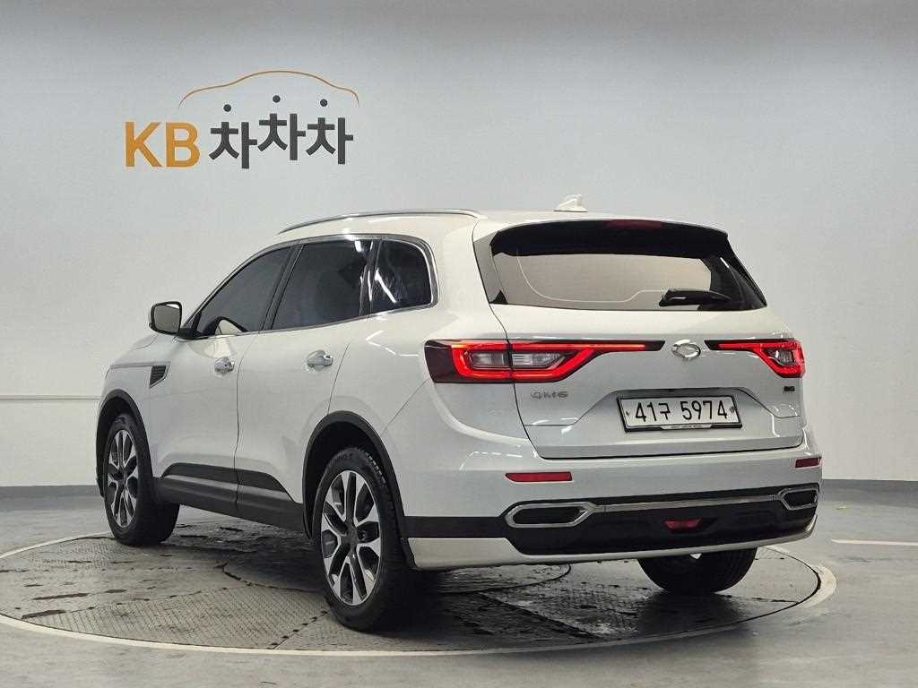 SAMSUNG QM6 - Vista 2