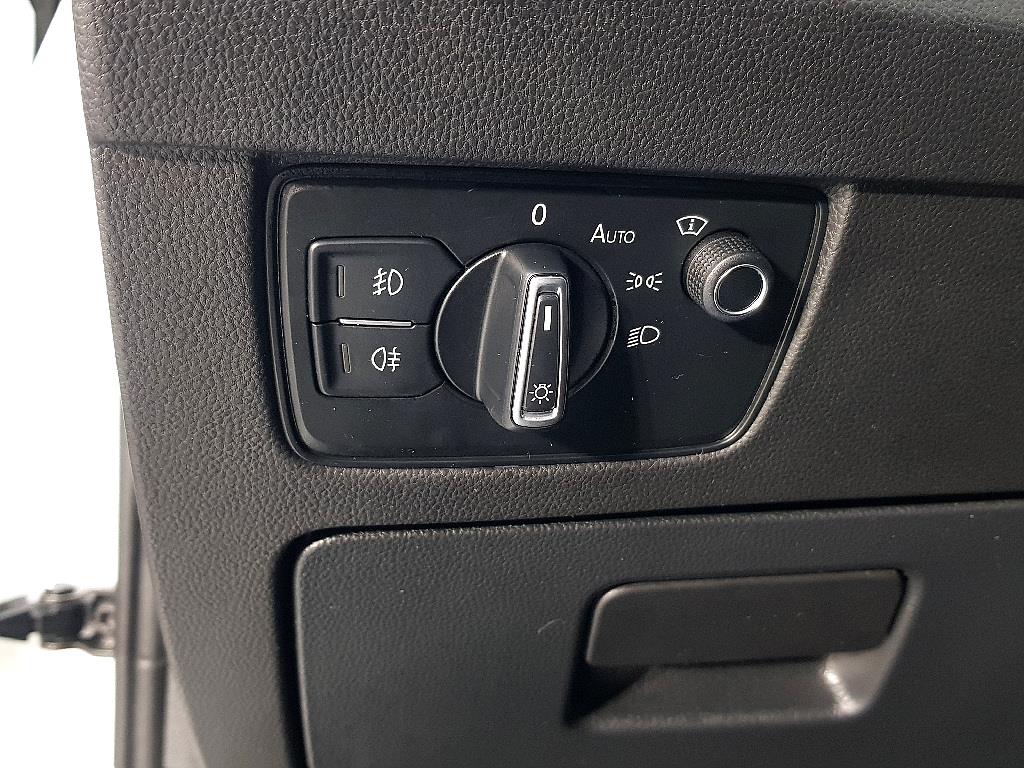 Volkswagen Passat - Vista 11