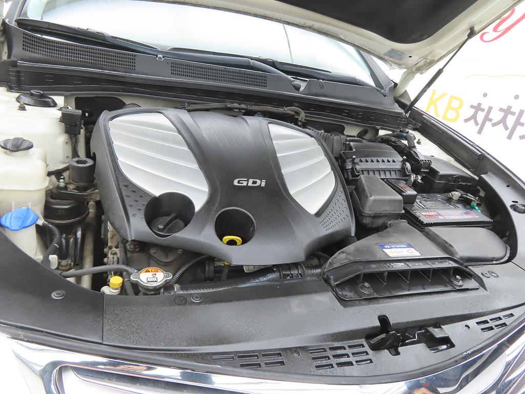 HYUNDAI Grandeur 2012 Blanco - Importación desde Corea - HF Imports Iquique - Foto 19