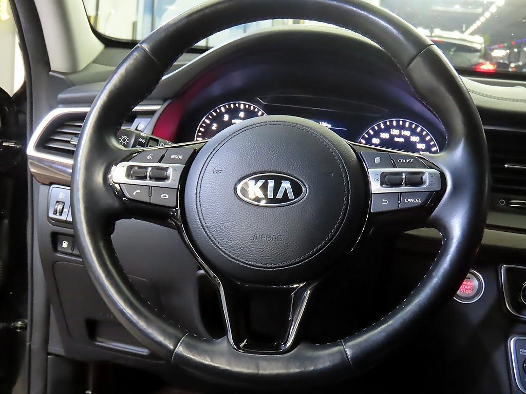 KIA K7 - Vista 8