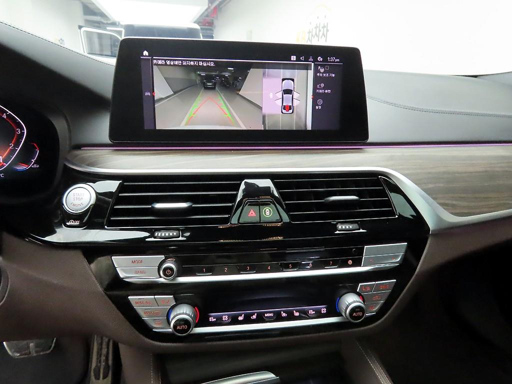 BMW 5 Series - Vista 9