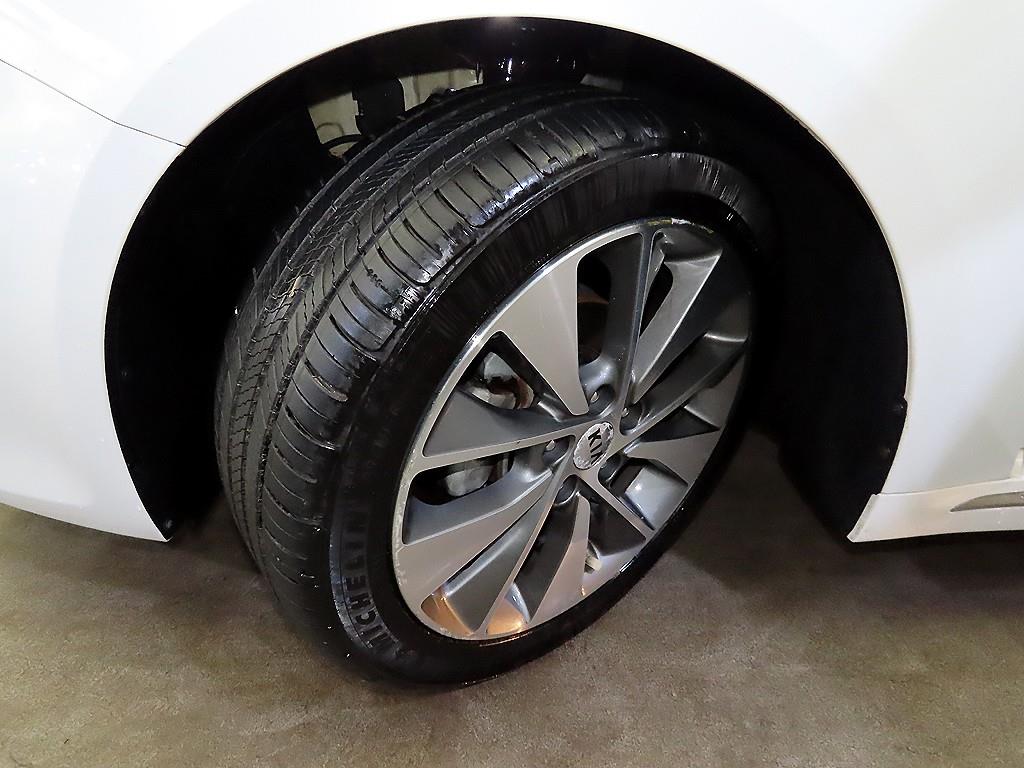 KIA K5 2018 Blanco - Importación desde Corea - HF Imports Iquique - Foto 18