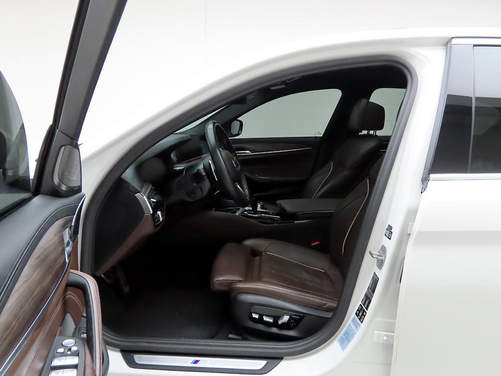 BMW 5 Series - Vista 11