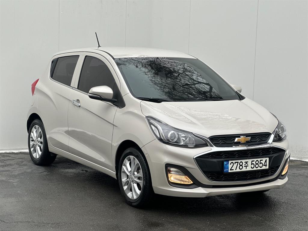 Chevrolet Spark - Vista 5