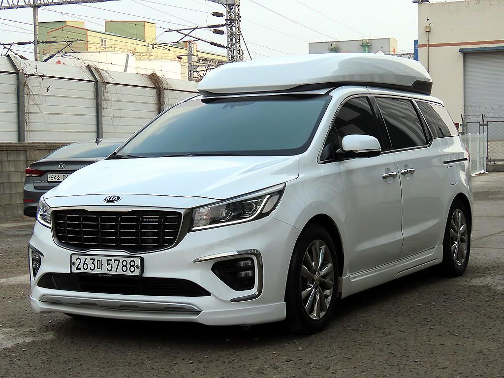 KIA Carnival - Vista 2