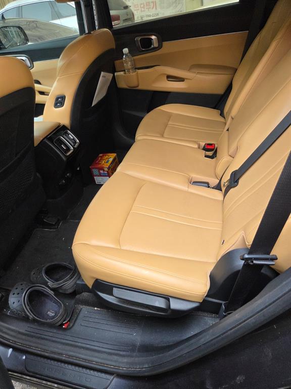 KIA Sorento - Vista 12