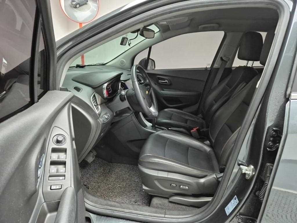 Chevrolet Trax - Vista 11