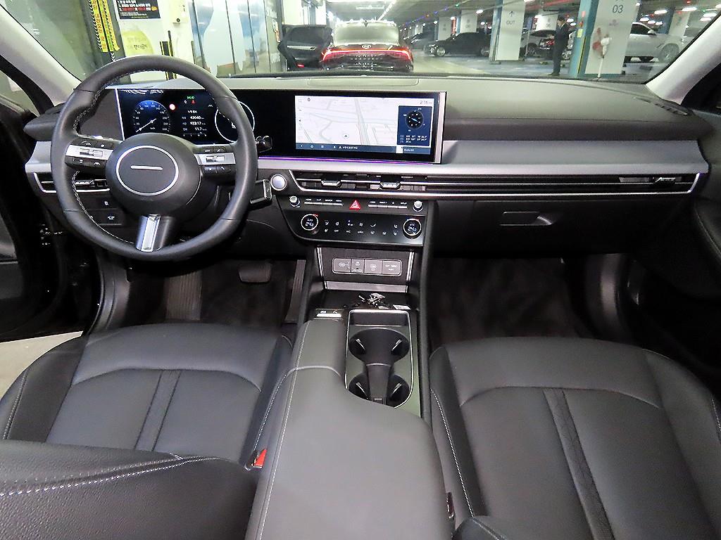 HYUNDAI Sonata - Vista 10