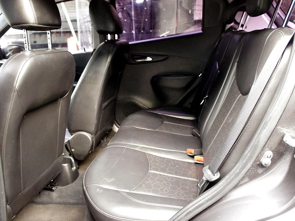 Chevrolet Spark - Vista 11