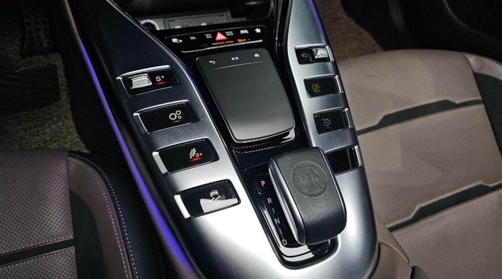 Mercedes Benz AMG GT - Vista 9