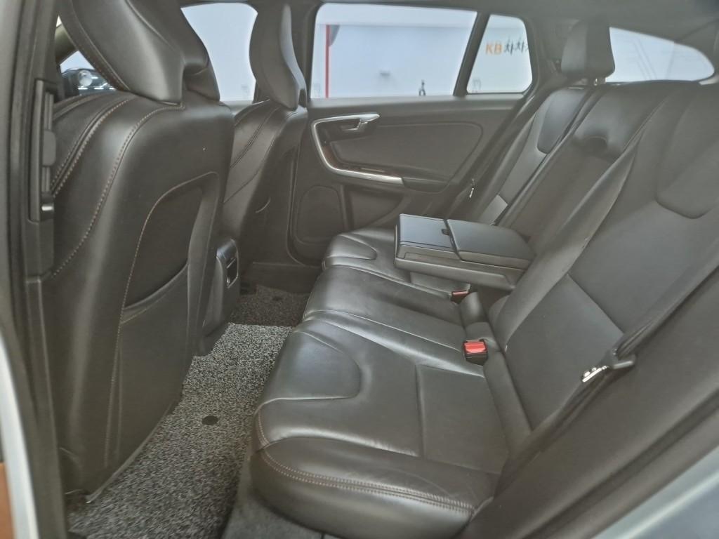 Volvo V60 - Vista 12