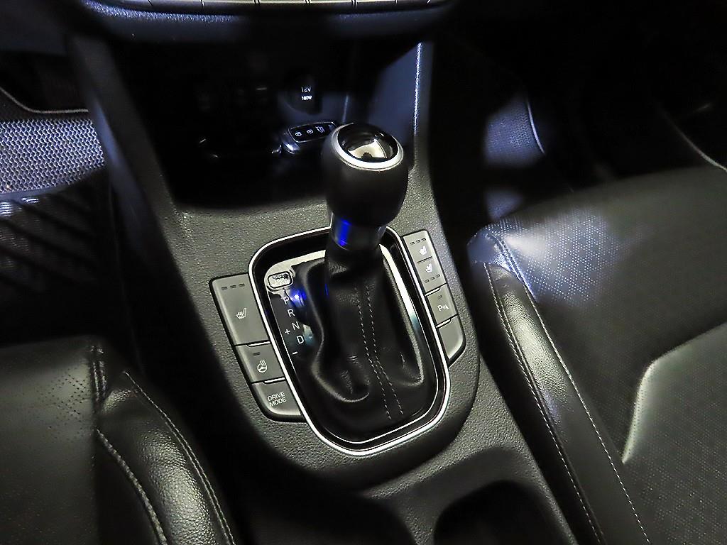 HYUNDAI i30 - Vista 12