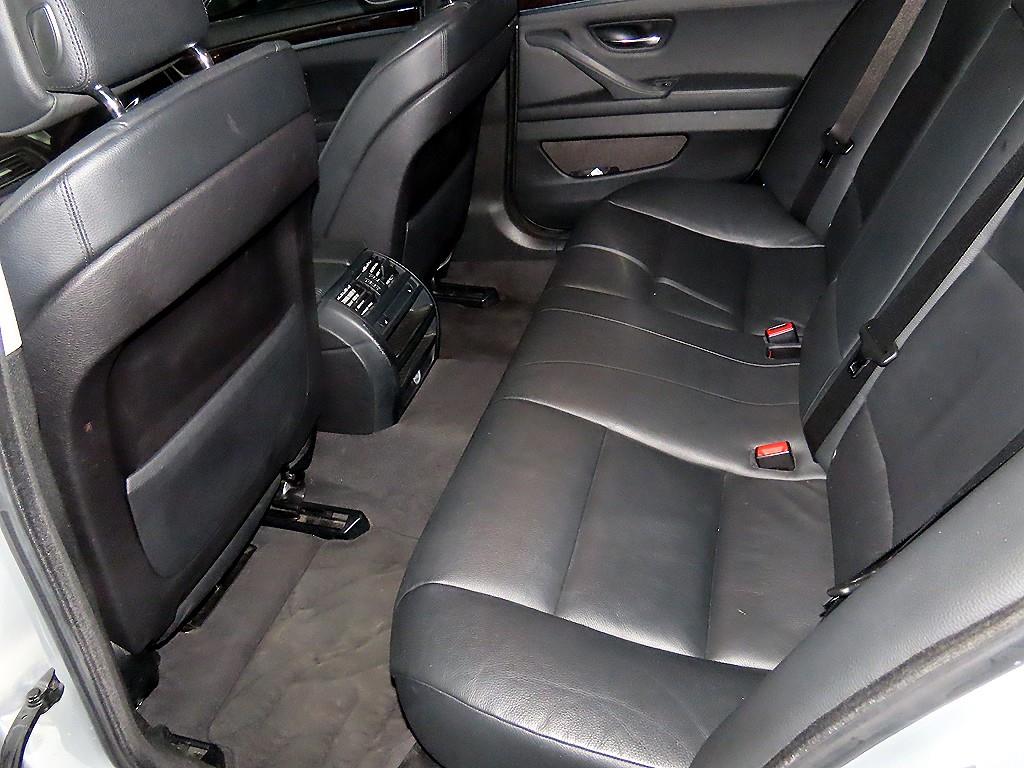 BMW 5 Series - Vista 7