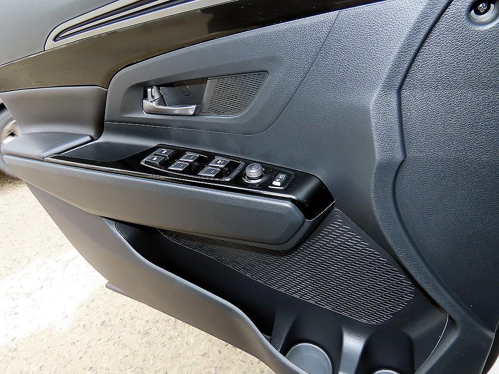 Ssangyong Korando - Vista 11