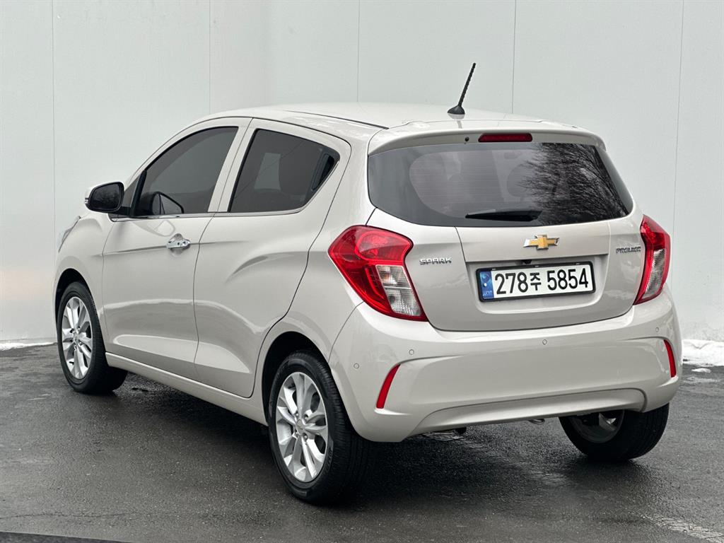 Chevrolet Spark - Vista 6