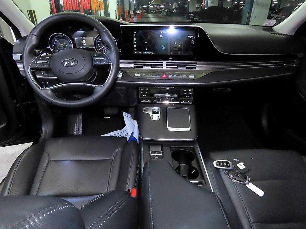 HYUNDAI Grandeur - Vista 10