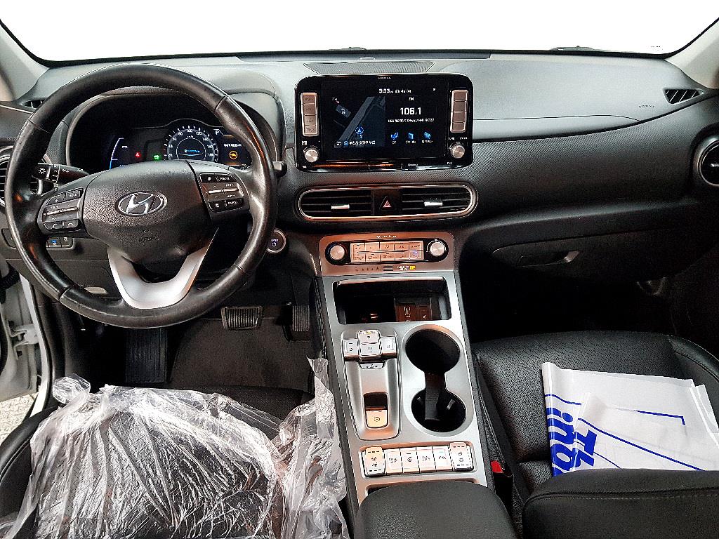 HYUNDAI Kona - Vista 5