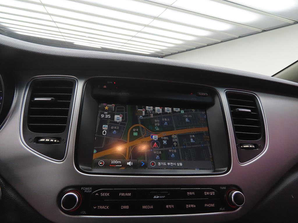 KIA Carens 2016 Plateado - Importación desde Corea - HF Imports Iquique - Foto 13