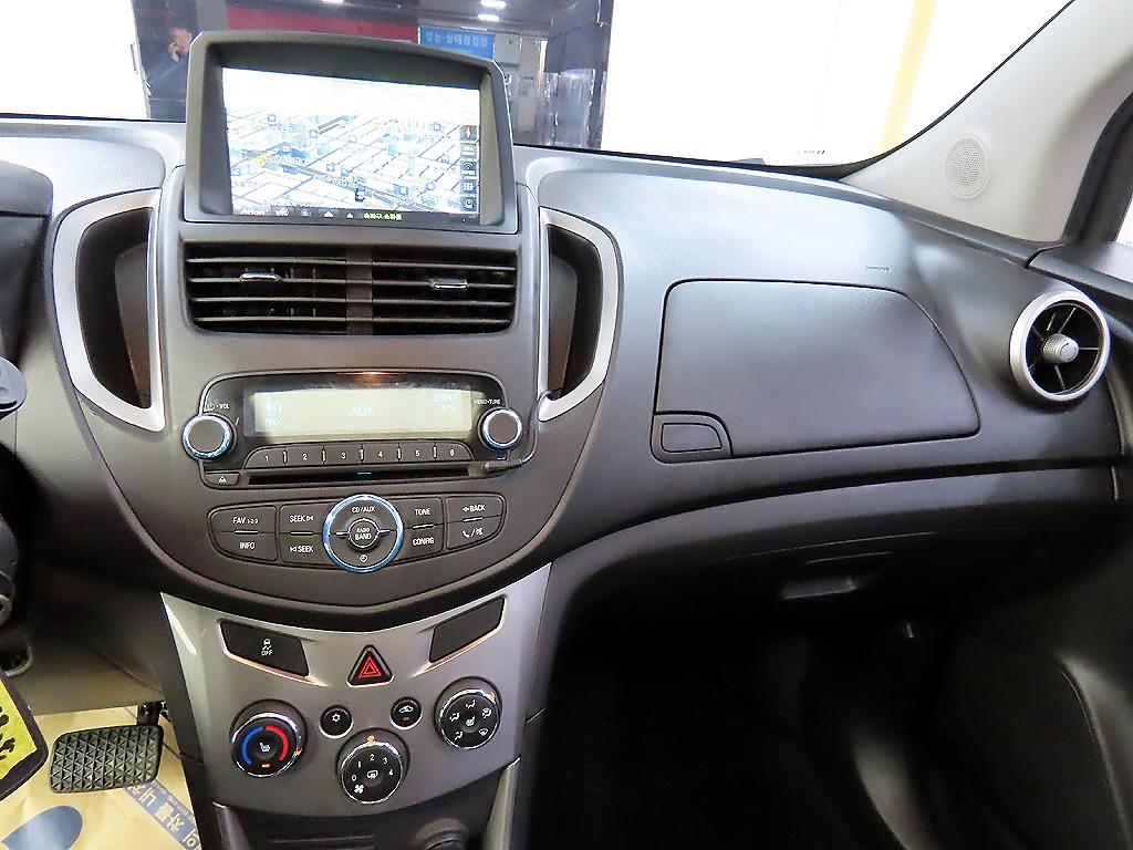 Chevrolet Trax 2015 Blanco - Importación desde Corea - HF Imports Iquique - Foto 13