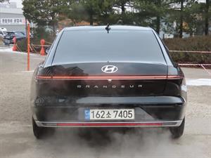 HYUNDAI Grandeur - Vista 8