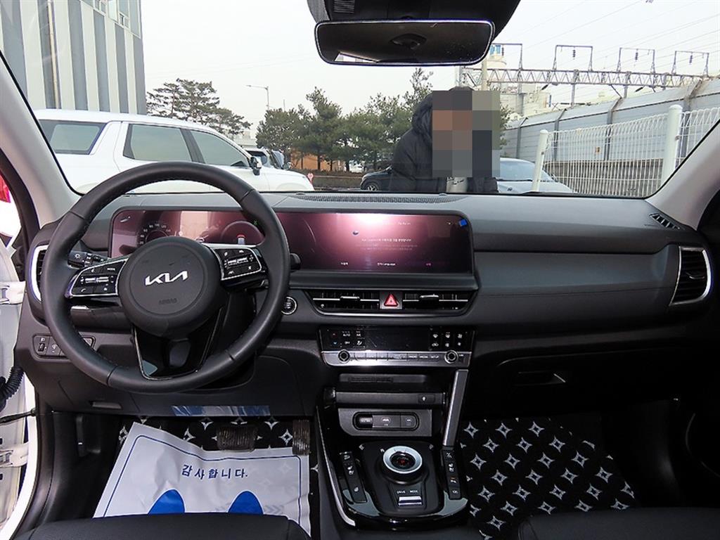 KIA Seltos - Vista 7