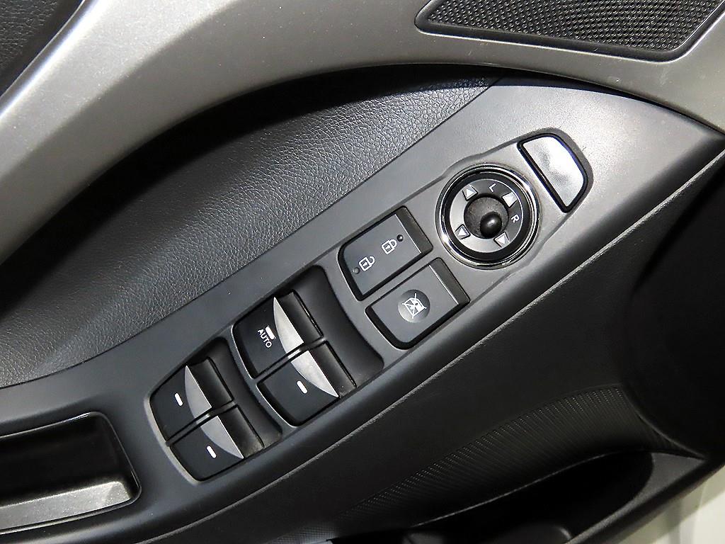 HYUNDAI Avante 2013 Blanco - Importación desde Corea - HF Imports Iquique - Foto 13