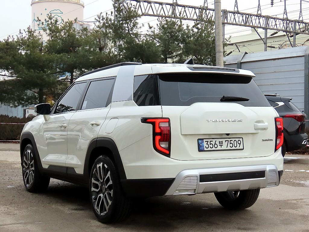 Ssangyong Torres - Vista 3