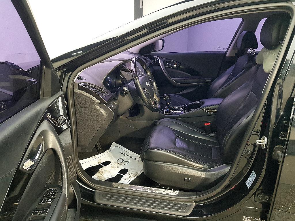 HYUNDAI Grandeur - Vista 8