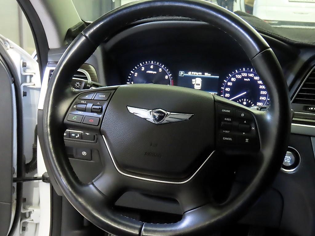 Genesis G80 - Vista 8