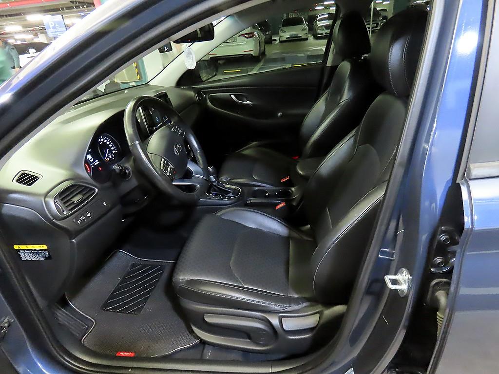 HYUNDAI i30 - Vista 6